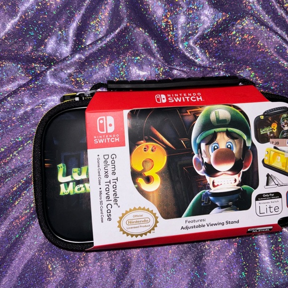 Nintendo Switch Luigi Travel Case - Picture 2 of 5